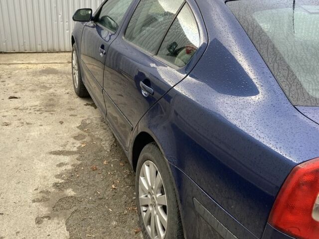 Синий Шкода Октавия, объемом двигателя 1.6 л и пробегом 330 тыс. км за 4300 $, фото 5 на Automoto.ua