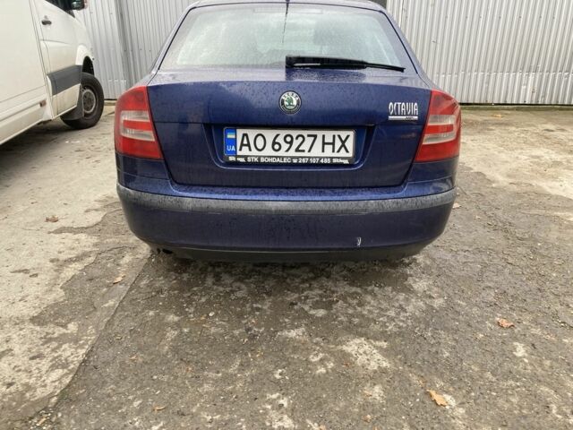 Синий Шкода Октавия, объемом двигателя 1.6 л и пробегом 330 тыс. км за 4300 $, фото 4 на Automoto.ua
