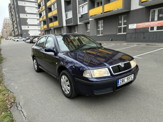 Синий Шкода Октавия, объемом двигателя 1.6 л и пробегом 252 тыс. км за 2200 $, фото 16 на Automoto.ua