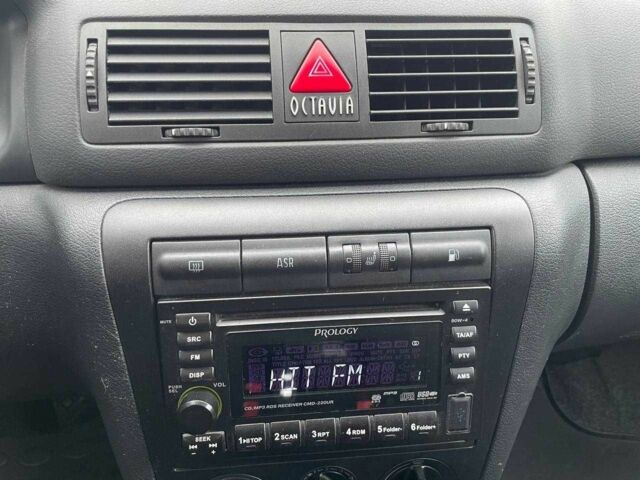 Синий Шкода Октавия, объемом двигателя 1.6 л и пробегом 289 тыс. км за 4990 $, фото 20 на Automoto.ua