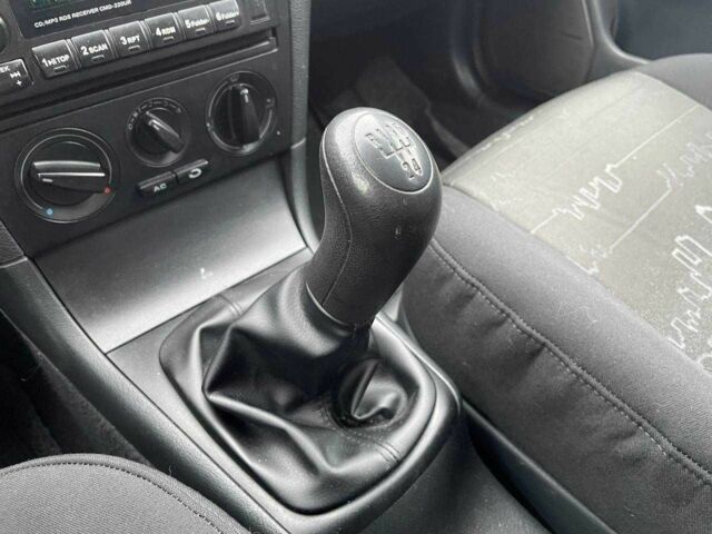 Синий Шкода Октавия, объемом двигателя 1.6 л и пробегом 289 тыс. км за 4990 $, фото 22 на Automoto.ua