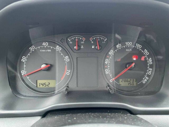 Синий Шкода Октавия, объемом двигателя 1.6 л и пробегом 289 тыс. км за 4990 $, фото 18 на Automoto.ua