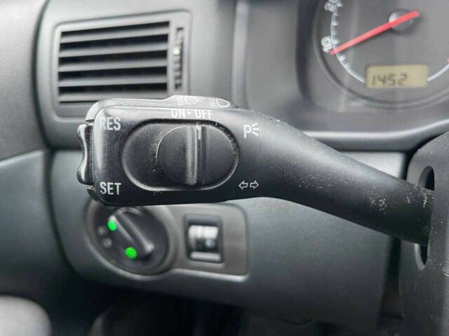 Синий Шкода Октавия, объемом двигателя 1.6 л и пробегом 289 тыс. км за 4990 $, фото 17 на Automoto.ua