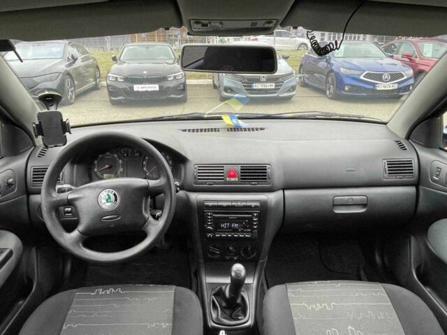 Синий Шкода Октавия, объемом двигателя 1.6 л и пробегом 289 тыс. км за 4990 $, фото 11 на Automoto.ua