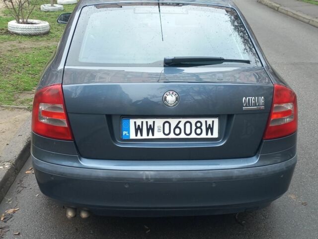 Синий Шкода Октавия, объемом двигателя 2 л и пробегом 273 тыс. км за 3800 $, фото 5 на Automoto.ua