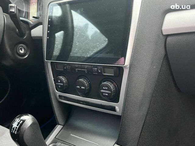 Синій Шкода Октавія, об'ємом двигуна 2 л та пробігом 342 тис. км за 7290 $, фото 30 на Automoto.ua