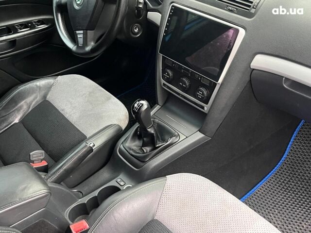 Синій Шкода Октавія, об'ємом двигуна 2 л та пробігом 342 тис. км за 7290 $, фото 29 на Automoto.ua