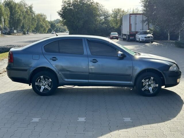 Синій Шкода Октавія, об'ємом двигуна 1.9 л та пробігом 300 тис. км за 2550 $, фото 5 на Automoto.ua