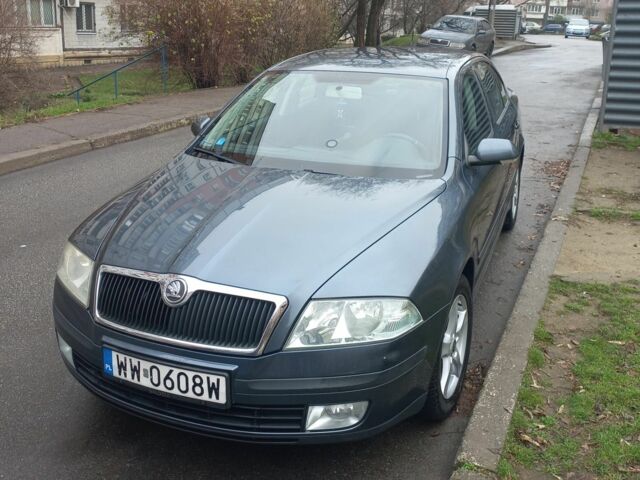 Синий Шкода Октавия, объемом двигателя 2 л и пробегом 273 тыс. км за 3800 $, фото 2 на Automoto.ua