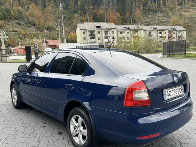 Шкода Октавия 2010 в Межгорье на Automoto.ua Синий Шкода Октавия, объемом двигателя 1.6 л и пробегом 240 тыс. км за 5300 $, фото 5 на Automoto.ua