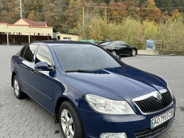 Шкода Октавия 2010 в Межгорье на Automoto.ua Синий Шкода Октавия, объемом двигателя 1.6 л и пробегом 240 тыс. км за 5300 $, фото 3 на Automoto.ua