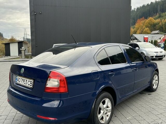 Шкода Октавия 2010 в Межгорье на Automoto.ua Синий Шкода Октавия, объемом двигателя 1.6 л и пробегом 240 тыс. км за 5300 $, фото 4 на Automoto.ua
