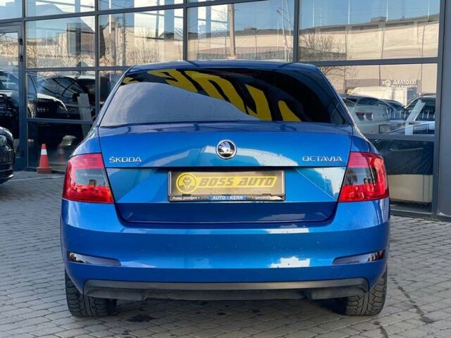 Синий Шкода Октавия, объемом двигателя 1.6 л и пробегом 248 тыс. км за 11500 $, фото 4 на Automoto.ua