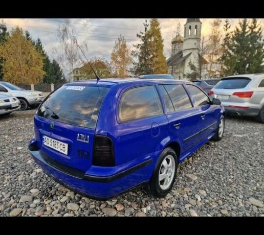 Синій Шкода Октавія, об'ємом двигуна 1.9 л та пробігом 299 тис. км за 2999 $, фото 1 на Automoto.ua