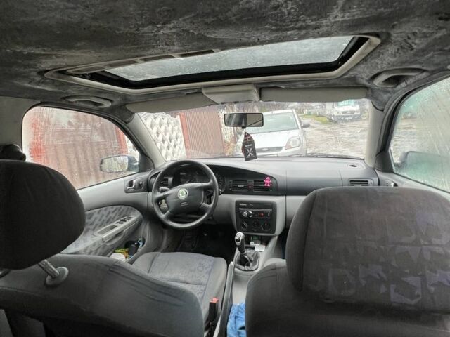 Синій Шкода Октавія, об'ємом двигуна 1.9 л та пробігом 380 тис. км за 1600 $, фото 3 на Automoto.ua