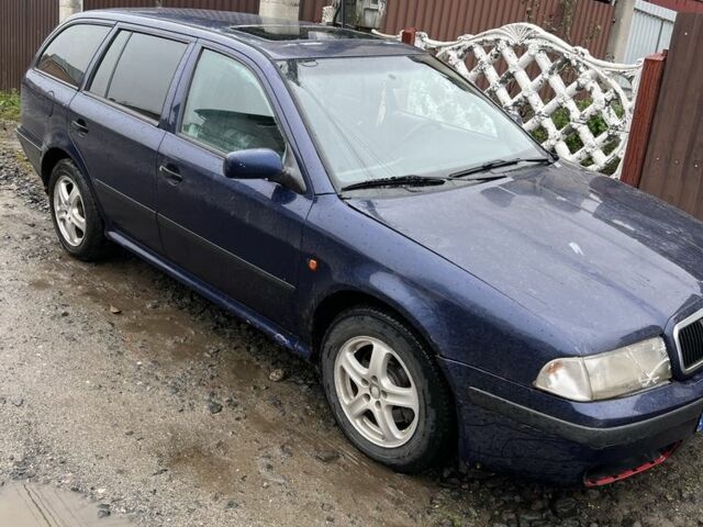 Синій Шкода Октавія, об'ємом двигуна 1.9 л та пробігом 380 тис. км за 1600 $, фото 1 на Automoto.ua