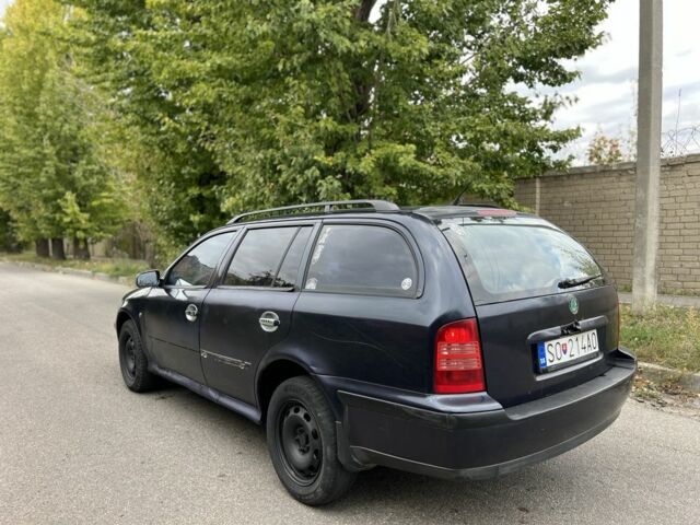 Синій Шкода Октавія, об'ємом двигуна 0 л та пробігом 300 тис. км за 1500 $, фото 5 на Automoto.ua