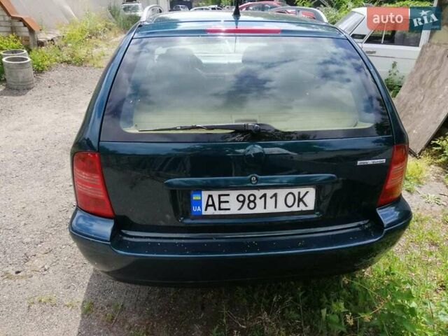 Синий Шкода Октавия, объемом двигателя 1.78 л и пробегом 271 тыс. км за 3600 $, фото 1 на Automoto.ua