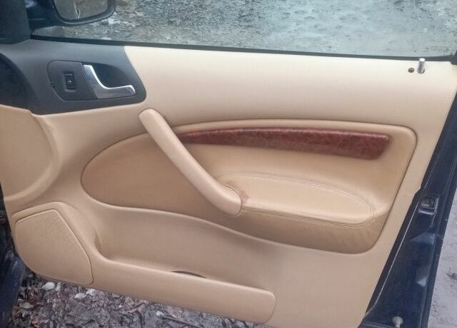 Синій Шкода Октавія, об'ємом двигуна 1.9 л та пробігом 60 тис. км за 1850 $, фото 4 на Automoto.ua