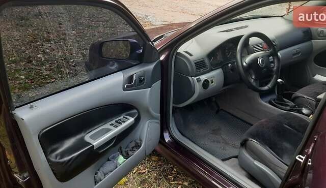 Шкода Октавия 2000 в Днепре (Днепропетровске) на Automoto.ua Синий Шкода Октавия, объемом двигателя 1.6 л и пробегом 270 тыс. км за 3900 $, фото 3 на Automoto.ua
