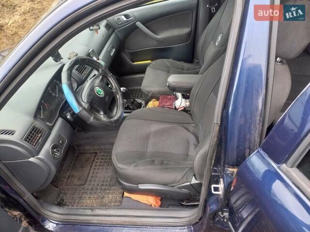 Синий Шкода Октавия, объемом двигателя 2 л и пробегом 245 тыс. км за 3562 $, фото 4 на Automoto.ua