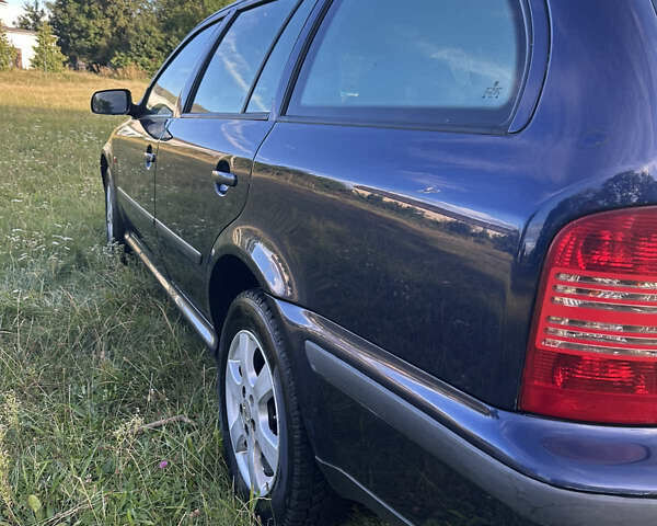Синій Шкода Октавія, об'ємом двигуна 1.8 л та пробігом 275 тис. км за 3400 $, фото 54 на Automoto.ua
