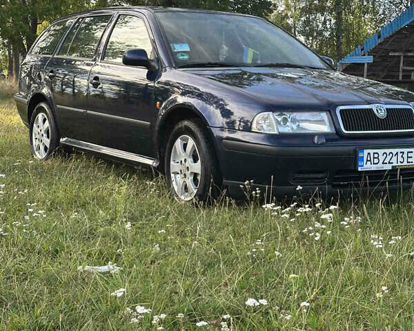 Синій Шкода Октавія, об'ємом двигуна 1.8 л та пробігом 275 тис. км за 3400 $, фото 2 на Automoto.ua