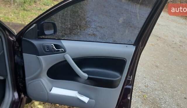 Шкода Октавия 2000 в Днепре (Днепропетровске) на Automoto.ua Синий Шкода Октавия, объемом двигателя 1.6 л и пробегом 270 тыс. км за 3900 $, фото 15 на Automoto.ua