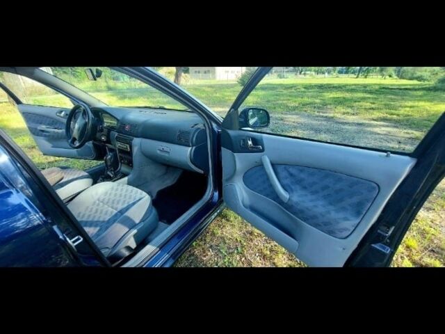 Синий Шкода Октавия, объемом двигателя 1.78 л и пробегом 270 тыс. км за 4000 $, фото 6 на Automoto.ua