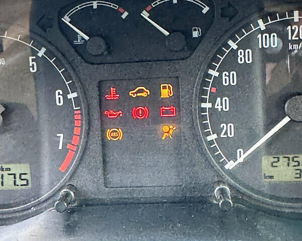 Синій Шкода Октавія, об'ємом двигуна 1.8 л та пробігом 275 тис. км за 3400 $, фото 84 на Automoto.ua