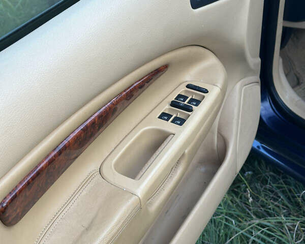 Синій Шкода Октавія, об'ємом двигуна 1.8 л та пробігом 275 тис. км за 3400 $, фото 80 на Automoto.ua