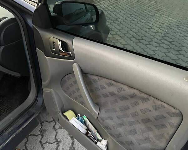 Синий Шкода Октавия, объемом двигателя 1.9 л и пробегом 350 тыс. км за 2200 $, фото 19 на Automoto.ua