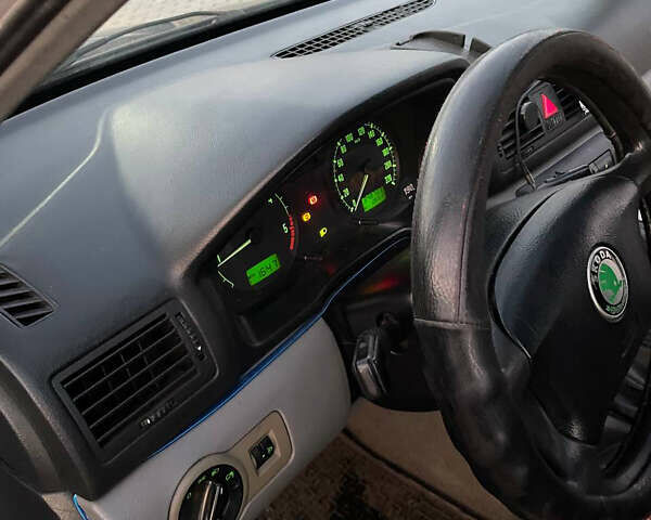 Синий Шкода Октавия, объемом двигателя 1.9 л и пробегом 350 тыс. км за 2200 $, фото 25 на Automoto.ua