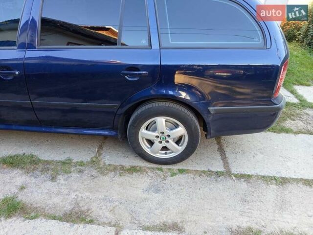 Синий Шкода Октавия, объемом двигателя 1.6 л и пробегом 392 тыс. км за 3800 $, фото 2 на Automoto.ua