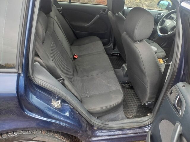 Синий Шкода Октавия, объемом двигателя 2 л и пробегом 245 тыс. км за 3562 $, фото 9 на Automoto.ua