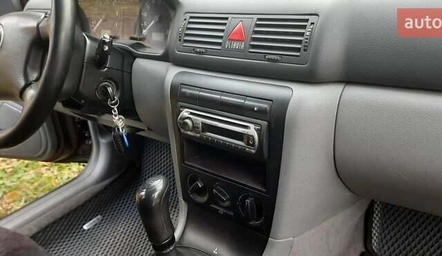 Шкода Октавия 2000 в Днепре (Днепропетровске) на Automoto.ua Синий Шкода Октавия, объемом двигателя 1.6 л и пробегом 270 тыс. км за 3900 $, фото 14 на Automoto.ua