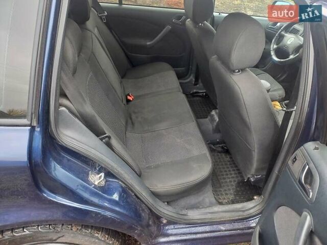 Синий Шкода Октавия, объемом двигателя 2 л и пробегом 245 тыс. км за 3562 $, фото 8 на Automoto.ua