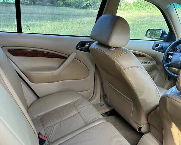 Синій Шкода Октавія, об'ємом двигуна 1.8 л та пробігом 275 тис. км за 3400 $, фото 71 на Automoto.ua
