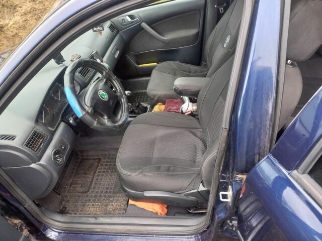 Синий Шкода Октавия, объемом двигателя 2 л и пробегом 245 тыс. км за 3562 $, фото 5 на Automoto.ua