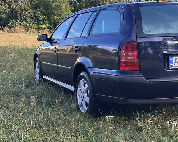 Синій Шкода Октавія, об'ємом двигуна 1.8 л та пробігом 275 тис. км за 3400 $, фото 52 на Automoto.ua