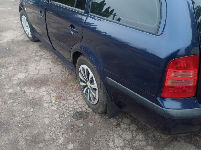 Синий Шкода Октавия, объемом двигателя 2 л и пробегом 245 тыс. км за 3562 $, фото 12 на Automoto.ua