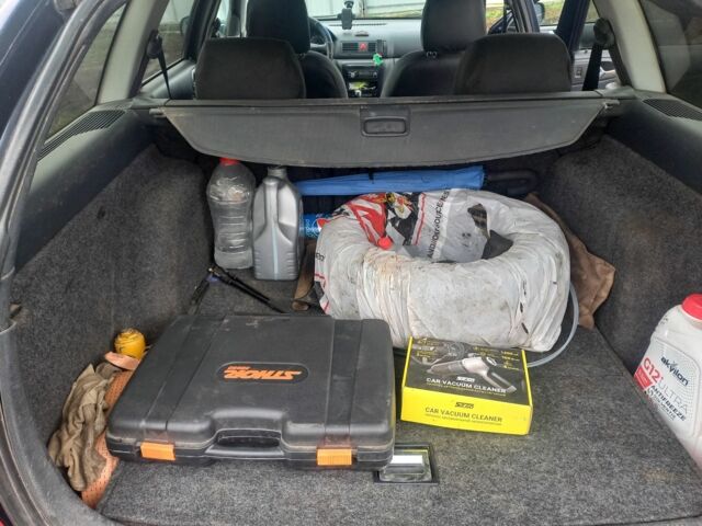 Синий Шкода Октавия, объемом двигателя 2 л и пробегом 245 тыс. км за 3562 $, фото 10 на Automoto.ua