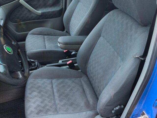 Синій Шкода Октавія, об'ємом двигуна 1.98 л та пробігом 173 тис. км за 4200 $, фото 14 на Automoto.ua