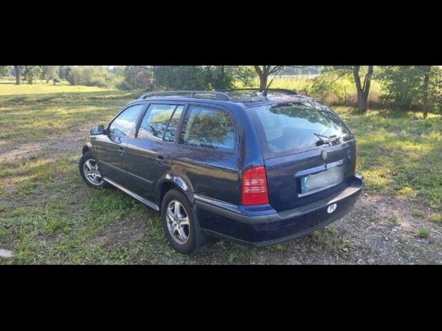 Синий Шкода Октавия, объемом двигателя 1.78 л и пробегом 270 тыс. км за 4000 $, фото 4 на Automoto.ua