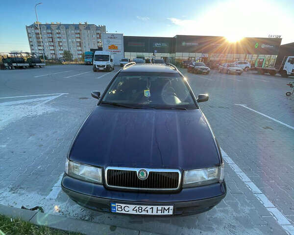 Синий Шкода Октавия, объемом двигателя 1.9 л и пробегом 350 тыс. км за 2200 $, фото 5 на Automoto.ua