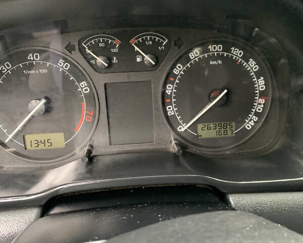Синий Шкода Октавия, объемом двигателя 1.98 л и пробегом 263 тыс. км за 3500 $, фото 3 на Automoto.ua