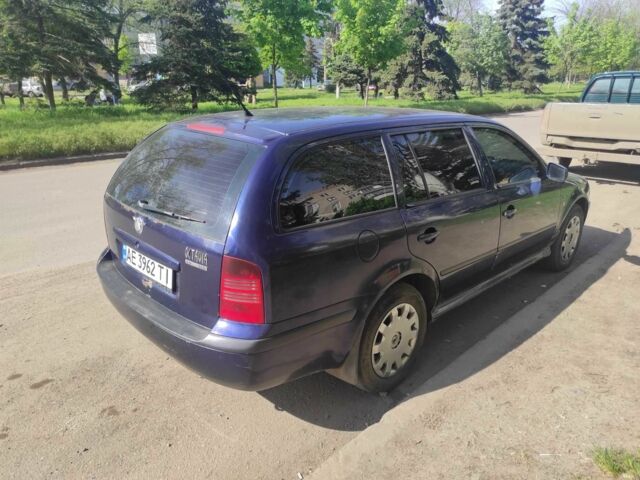 Синій Шкода Октавія, об'ємом двигуна 1.9 л та пробігом 300 тис. км за 3700 $, фото 3 на Automoto.ua