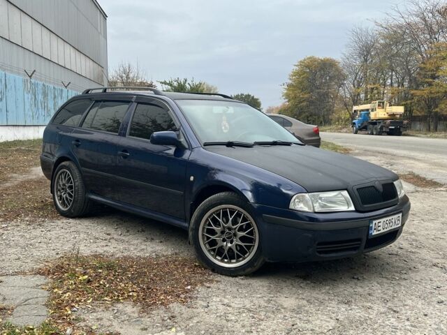Шкода Октавия 2001 в Днепре (Днепропетровске) на Automoto.ua Синий Шкода Октавия, объемом двигателя 1.8 л и пробегом 470 тыс. км за 4850 $, фото 1 на Automoto.ua