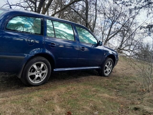 Синий Шкода Октавия, объемом двигателя 1.9 л и пробегом 488 тыс. км за 5900 $, фото 1 на Automoto.ua
