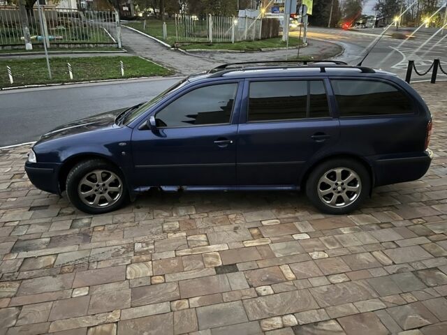 Синий Шкода Октавия, объемом двигателя 1.9 л и пробегом 299 тыс. км за 2900 $, фото 4 на Automoto.ua